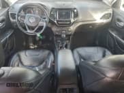 ✅ 2020 Jeep Cherokee Limited • VIN: 1C4PJMDX4LD611575 • Lot: 94325145. Wystawiony na Copart z przebiegiem 105 183 mil. Bezpłatny archiwum sprzedaży aukcyjnych z USA i szczegółowy raport historii pojazdu na DreamBid. Zdjęcie 8.