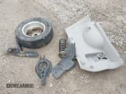 ✅ 2006 Chevrolet Equinox LT • VIN: 2CNDL63F066082383 • Лот: 41735572. Опубликован ранее на IAAI с пробегом 159 497 миль. Бесплатный доступ к архиву аукционных продаж из США и подробный отчёт об истории автомобиля на DreamBid. Изображение 12.