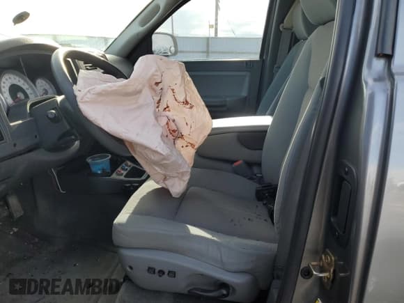 ✅ 2005 Dodge Dakota SLT • VIN: 1D7HW42N25S177345 • Лот: 43988185. Опубликован ранее на Copart с пробегом 129 366 миль. Бесплатный доступ к архиву аукционных продаж из США и подробный отчёт об истории автомобиля на DreamBid. Изображение 7.