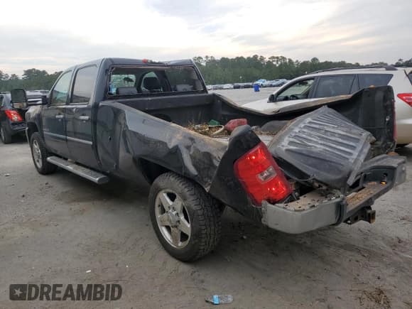 ✅ 2014 Chevrolet Silverado 2500HD LT • VIN: 1GC1CXCG9EF169175 • Lot: 75117894. Wystawiony na Copart z przebiegiem 204 163 mil. Bezpłatny archiwum sprzedaży aukcyjnych z USA i szczegółowy raport historii pojazdu na DreamBid. Zdjęcie 2.