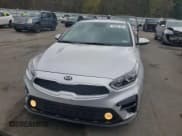 ✅ 2019 Kia Forte LXS • VIN: 3KPF24AD1KE135804 • Лот: 90061135. Опубликован ранее на Copart с пробегом 67 645 миль. Бесплатный доступ к архиву аукционных продаж из США и подробный отчёт об истории автомобиля на DreamBid. Изображение 5.