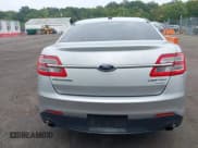 ✅ 2015 Ford Taurus Limited • VIN: 1FAHP2F95FG176158 • Lot: 43290758. Listed on IAAI with 121,773 mi. Free auction sales archive from the USA and detailed vehicle history report at DreamBid. Image 16.