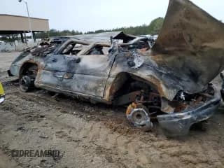 ✅ 2003 Chevrolet Suburban LT • VIN: 3GNEC16Z43G211301 • Лот: 83892294. Опубликован ранее на Copart с пробегом Не указан. Бесплатный доступ к архиву аукционных продаж из США и подробный отчёт об истории автомобиля на DreamBid. Изображение 4.