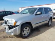 ✅ 2007 Jeep Grand Cherokee Laredo • VIN: 1J8GS48K87C663341 • Лот: 43636740. Опубликован ранее на IAAI с пробегом 198 156 миль. Бесплатный доступ к архиву аукционных продаж из США и подробный отчёт об истории автомобиля на DreamBid. Изображение 17.