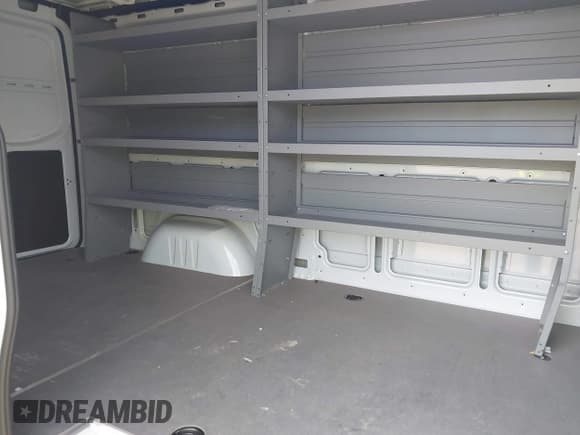 ✅ 2022 Mercedes-Benz Sprinter Cargo • VIN: W1Y70BGY9NT088568 • Lot: 42207059. Listed on IAAI with 82,963 mi. Free auction sales archive from the USA and detailed vehicle history report at DreamBid. Image 8.