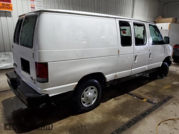 ✅ 2007 Ford Econoline Cargo Commercial • VIN: 1FTNE24LX7DA39592 • Lot: 43045895. Listed on Copart with 133,537 mi. Free auction sales archive from the USA and detailed vehicle history report at DreamBid. Image 3.
