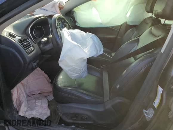 2018 Jeep Compass Limited с VIN 3C4NJDCB2JT185776, выставлен на аукционе Copart как лот 84386565 с пробегом 123 200 миль миль и Списание • Salvage title. История ставок и продаж доступна на DreamBid. Изображение 7.