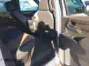 2024 Chevrolet Silverado 1500 High Country с VIN 1GCUDJED5RZ220704, выставлен на аукционе IAAI как лот 41225916 с пробегом 23 540 миль миль и . История ставок и продаж доступна на DreamBid. Изображение 8.