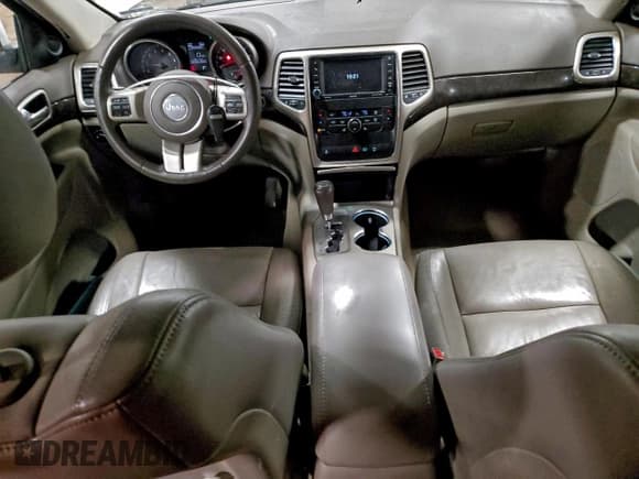 ✅ 2013 Jeep Grand Cherokee Laredo • VIN: 1C4RJFAG0DC582088 • Lot: 94437975. Listed on Copart with 136,143 mi. Free auction sales archive from the USA and detailed vehicle history report at DreamBid. Image 8.