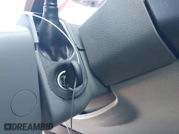 ✅ 2005 Ford F-150 XLT • VIN: 1FTPW12505KE59309 • Lot: 42479138. Listed on IAAI with 187,563 mi. Free auction sales archive from the USA and detailed vehicle history report at DreamBid. Image 11.