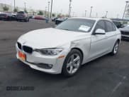 ✅ 2015 BMW 3 Series 328d • VIN: WBA3D3C59FK157692 • Lot: 41987043. Wystawiony na IAAI z przebiegiem 71 123 mil. Bezpłatny archiwum sprzedaży aukcyjnych z USA i szczegółowy raport historii pojazdu na DreamBid. Zdjęcie 15.