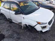 ✅ 2024 Hyundai Venue SEL • VIN: KMHRC8A39RU327634 • Lot: 41185940. Listed on IAAI with 1,486 mi. Free auction sales archive from the USA and detailed vehicle history report at DreamBid. Image 6.