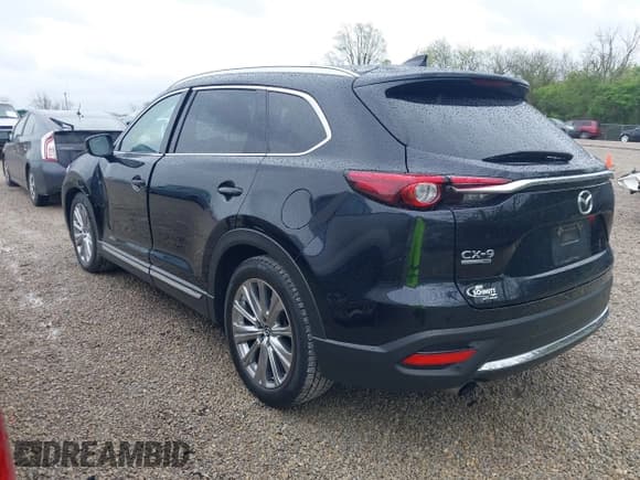 ✅ 2022 Mazda CX-9 Signature • VIN: JM3TCBEY1N0616982 • Lot: 42125790. Wystawiony na IAAI z przebiegiem 101 918 mil. Bezpłatny archiwum sprzedaży aukcyjnych z USA i szczegółowy raport historii pojazdu na DreamBid. Zdjęcie 3.
