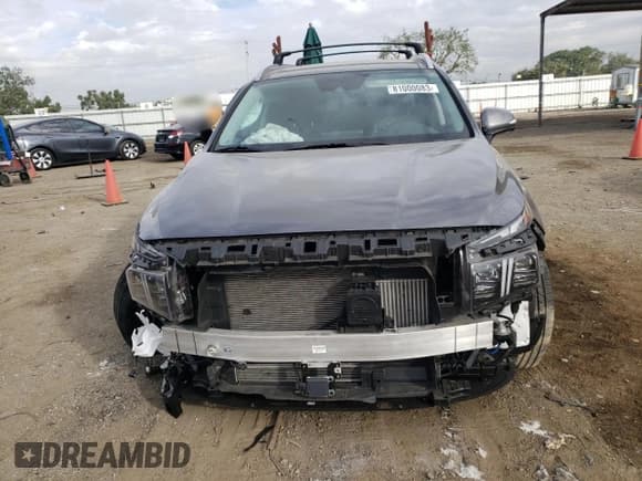 ✅ 2023 Hyundai Santa Fe Limited • VIN: KM8S7DA29PU066833 • Lot: 81000083. Wystawiony na Copart z przebiegiem 13 542 mil. Bezpłatny archiwum sprzedaży aukcyjnych z USA i szczegółowy raport historii pojazdu na DreamBid. Zdjęcie 5.