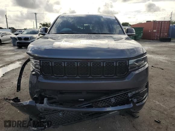 ✅ 2024 Jeep Wagoneer • VIN: 1C4SJSAP1RS116225 • Лот: 64605065. Опубликован ранее на Copart с пробегом 33 475 миль. Бесплатный доступ к архиву аукционных продаж из США и подробный отчёт об истории автомобиля на DreamBid. Изображение 5.