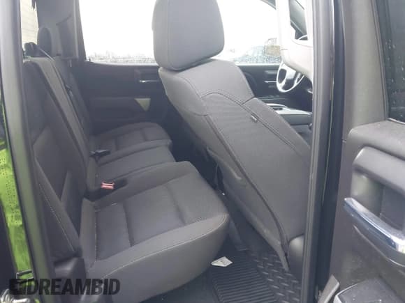 ✅ 2019 Chevrolet Silverado 1500 LT • VIN: 2GCVKPEC4K1177671 • Lot: 43462640. Wystawiony na IAAI z przebiegiem 52 632 mil. Bezpłatny archiwum sprzedaży aukcyjnych z USA i szczegółowy raport historii pojazdu na DreamBid. Zdjęcie 8.