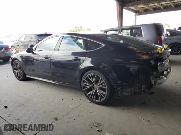 ✅ 2016 Audi A7 Prestige • VIN: WAU2GAFCXGN103142 • Лот: 71078645. Опубликован ранее на Copart с пробегом 122 544 миль. Бесплатный доступ к архиву аукционных продаж из США и подробный отчёт об истории автомобиля на DreamBid. Изображение 2.