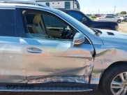 ✅ 2017 Mercedes-Benz GLS 450 • VIN: 4JGDF6EEXHA975887 • Лот: 43372648. Опубликован ранее на IAAI с пробегом 90 346 миль. Бесплатный доступ к архиву аукционных продаж из США и подробный отчёт об истории автомобиля на DreamBid. Изображение 6.