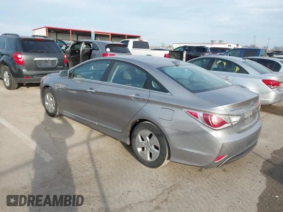 ✅ 2012 Hyundai Sonata Hybrid • VIN: KMHEC4A42CA054772 • Lot: 41681274. Listed on IAAI with 101,066 mi. Free auction sales archive from the USA and detailed vehicle history report at DreamBid. Image 3.