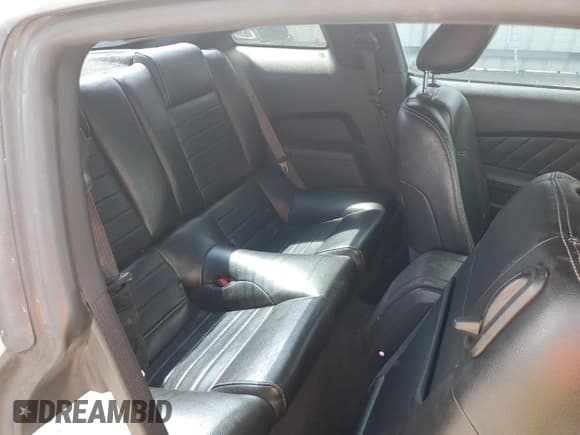 ✅ 2010 Ford Mustang GT • VIN: 1ZVBP8CH3A5153834 • Лот: 84865305. Опубликован ранее на Copart с пробегом 127 730 миль. Бесплатный доступ к архиву аукционных продаж из США и подробный отчёт об истории автомобиля на DreamBid. Изображение 10.