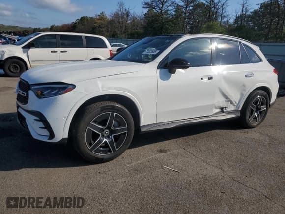 ✅ 2024 Mercedes-Benz GLC 300 • VIN: W1NKM4HBXRF112494 • Lot: 71502895. Wystawiony na Copart z przebiegiem 13 181 mil. Bezpłatny archiwum sprzedaży aukcyjnych z USA i szczegółowy raport historii pojazdu na DreamBid. Zdjęcie 1.