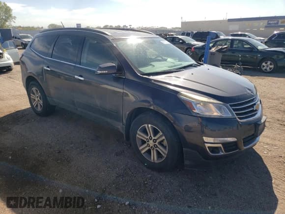 ✅ 2015 Chevrolet Traverse LT • VIN: 1GNKVGKD7FJ355227 • Lot: 68726374. Wystawiony na Copart z przebiegiem 209 929 mil. Bezpłatny archiwum sprzedaży aukcyjnych z USA i szczegółowy raport historii pojazdu na DreamBid. Zdjęcie 4.