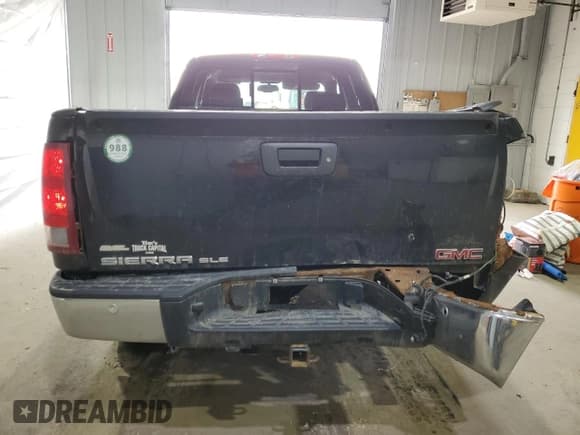 ✅ 2010 GMC Sierra 1500 • VIN: 1GTSKVE29AZ228117 • Lot: 51409425. Wystawiony na Copart z przebiegiem 258 801 mil. Bezpłatny archiwum sprzedaży aukcyjnych z USA i szczegółowy raport historii pojazdu na DreamBid. Zdjęcie 6.