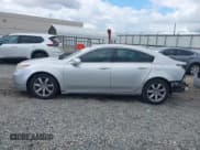 ✅ 2013 Acura TL Technology • VIN: 19UUA8F54DA016087 • Lot: 43357966. Wystawiony na IAAI z przebiegiem 62 805 mil. Bezpłatny archiwum sprzedaży aukcyjnych z USA i szczegółowy raport historii pojazdu na DreamBid. Zdjęcie 15.