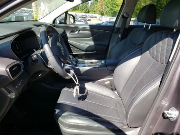 ✅ 2021 Hyundai Santa Fe SEL Premium • VIN: KM8S3DA16MU003400 • Lot: 61931463. Wystawiony na Copart z przebiegiem 22 719 mil. Bezpłatny archiwum sprzedaży aukcyjnych z USA i szczegółowy raport historii pojazdu na DreamBid. Zdjęcie 7.