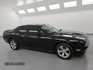 ✅ 2019 Dodge Challenger SXT • VIN: 2C3CDZAG6KH687733 • Lot: 86142935. Wystawiony na Copart z przebiegiem 87 905 mil. Bezpłatny archiwum sprzedaży aukcyjnych z USA i szczegółowy raport historii pojazdu na DreamBid. Zdjęcie 4.