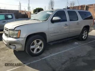 ✅ 2009 Chevrolet Suburban LS • VIN: 1GNFC16J89R288681 • Лот: 48632505. Опубликован ранее на Copart с пробегом 115 956 миль. Бесплатный доступ к архиву аукционных продаж из США и подробный отчёт об истории автомобиля на DreamBid. Изображение 1.
