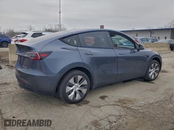 ✅ 2023 Tesla Model Y Long Range • VIN: 7SAYGDEE7PA164271 • Lot: 92683285. Wystawiony na Copart z przebiegiem 23 367 mil. Bezpłatny archiwum sprzedaży aukcyjnych z USA i szczegółowy raport historii pojazdu na DreamBid. Zdjęcie 3.