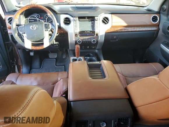 ✅ 2014 Toyota Tundra 1794 Edition • VIN: 5TFGY5F18EX160713 • Lot: 84289805. Listed on Copart with 249,660 mi. Free auction sales archive from the USA and detailed vehicle history report at DreamBid. Image 8.