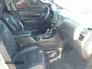 2018 Chevrolet Equinox Premier z VIN 3GNAXNEX5JS509702, wystawiony jako IAAI lot #43364923 z przebiegiem 152 731 mil mil oraz . Historia ofert i sprzedaży dostępna na DreamBid. Obrazek 5.