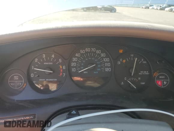 ✅ 2000 Buick Regal GS • VIN: 2G4WF5516Y1347707 • Lot: 81722865. Listed on Copart with Not provided. Free auction sales archive from the USA and detailed vehicle history report at DreamBid. Image 9.