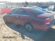 ✅ 2005 Toyota Camry LE • VIN: 4T1BE32K35U047075 • Lot: 43728321. Wystawiony na IAAI z przebiegiem 193 408 mil. Bezpłatny archiwum sprzedaży aukcyjnych z USA i szczegółowy raport historii pojazdu na DreamBid. Zdjęcie 3.