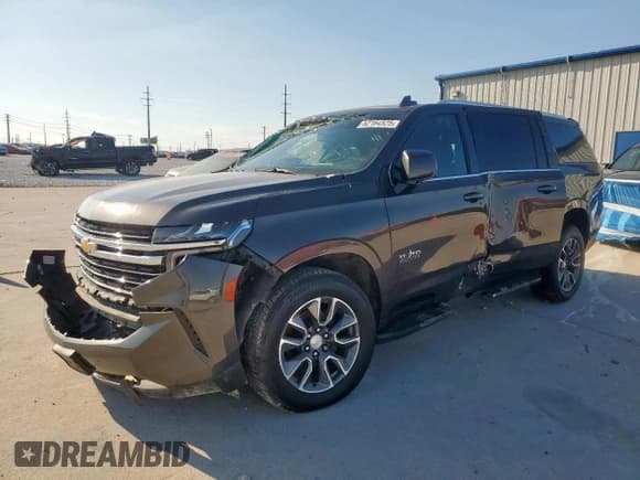 ✅ 2021 Chevrolet Suburban LT • VIN: 1GNSCCKD4MR174227 • Lot: 82164525. Listed on Copart with 99,717 mi. Free auction sales archive from the USA and detailed vehicle history report at DreamBid. Image 1.