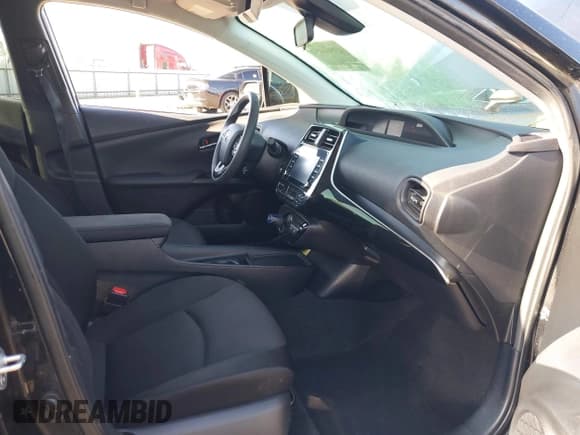 ✅ 2022 Toyota Prius L Eco • VIN: JTDKAMFU2N3162810 • Lot: 43566451. Listed on IAAI with 92,732 mi. Free auction sales archive from the USA and detailed vehicle history report at DreamBid. Image 5.