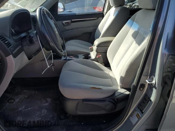 ✅ 2008 Hyundai Santa Fe GLS • VIN: 5NMSG73D98H186936 • Lot: 74671154. Listed on Copart with 139,031 mi. Free auction sales archive from the USA and detailed vehicle history report at DreamBid. Image 7.