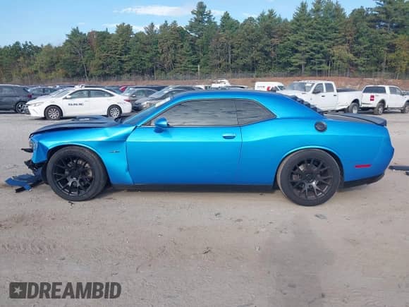 2015 Dodge Challenger R/T Plus z VIN 2C3CDZBT9FH804335, wystawiony jako IAAI lot #43386188 z przebiegiem 42 915 mil mil oraz . Historia ofert i sprzedaży dostępna na DreamBid. Obrazek 15.