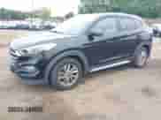 2018 Hyundai Tucson SEL z VIN KM8J33A4XJU654699, wystawiony jako IAAI lot #42993670 z przebiegiem 89 961 mil mil oraz . Historia ofert i sprzedaży dostępna na DreamBid. Obrazek 20.