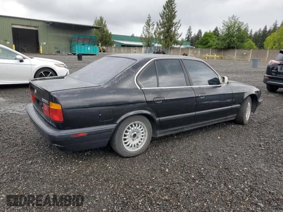 ✅ 1989 BMW 5 Series • VIN: WBAHD2319KBF62753 • Lot: 57671005. Listed on Copart with 230,189 mi. Free auction sales archive from the USA and detailed vehicle history report at DreamBid. Image 3.