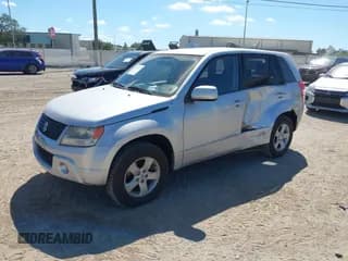 ✅ 2012 Suzuki Grand Vitara Premium • VIN: JS3TD0D63C4100396 • Lot: 43487831. Wystawiony na IAAI z przebiegiem 110 796 mil. Bezpłatny archiwum sprzedaży aukcyjnych z USA i szczegółowy raport historii pojazdu na DreamBid. Zdjęcie 2.