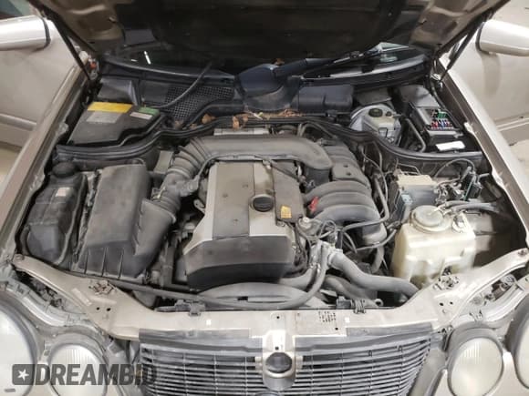 ✅ 1996 Mercedes-Benz E 320 • VIN: WDBJF55F6TJ002734 • Лот: 85332545. Опубликован ранее на Copart с пробегом 148 948 миль. Бесплатный доступ к архиву аукционных продаж из США и подробный отчёт об истории автомобиля на DreamBid. Изображение 11.