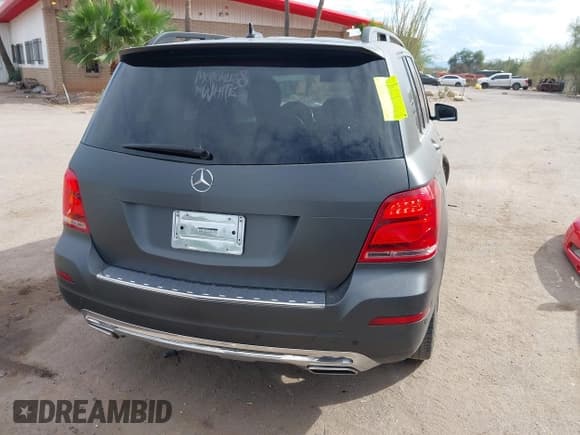 ✅ 2015 Mercedes-Benz GLK 350 • VIN: WDCGG5HB0FG355211 • Лот: 43423289. Опубликован ранее на IAAI с пробегом 134 133 миль. Бесплатный доступ к архиву аукционных продаж из США и подробный отчёт об истории автомобиля на DreamBid. Изображение 15.