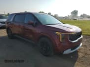 ✅ 2025 Kia Carnival LXS • VIN: KNDNB5K39S6462092 • Lot: 64713465. Wystawiony na Copart z przebiegiem 8 460 mil. Bezpłatny archiwum sprzedaży aukcyjnych z USA i szczegółowy raport historii pojazdu na DreamBid. Zdjęcie 4.