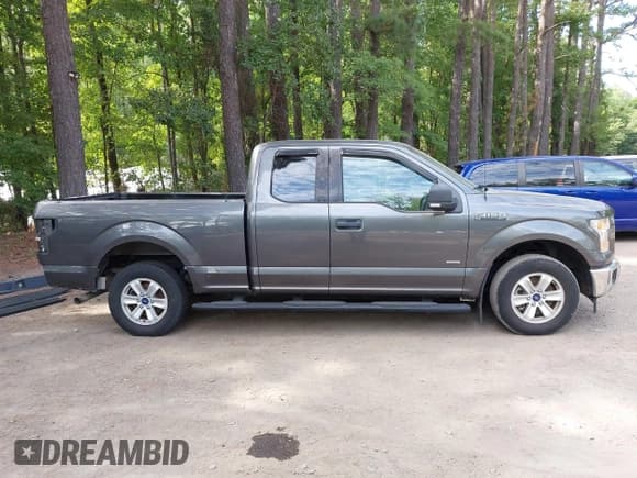 ✅ 2017 Ford F-150 XL • VIN: 1FTEX1CP8HFB35218 • Лот: 43085786. Опубликован ранее на IAAI с пробегом 113 489 миль. Бесплатный доступ к архиву аукционных продаж из США и подробный отчёт об истории автомобиля на DreamBid. Изображение 14.