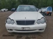 ✅ 2003 Mercedes-Benz C 240 • VIN: WDBRF61J13F350768 • Лот: 65147005. Опубликован ранее на Copart с пробегом 250 261 миль. Бесплатный доступ к архиву аукционных продаж из США и подробный отчёт об истории автомобиля на DreamBid. Изображение 5.