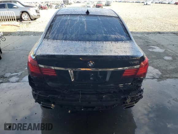 ✅ 2013 BMW 7 Series 750i • VIN: WBAYA8C53DD227538 • Lot: 81894315. Listed on Copart with 117,991 mi. Free auction sales archive from the USA and detailed vehicle history report at DreamBid. Image 6.