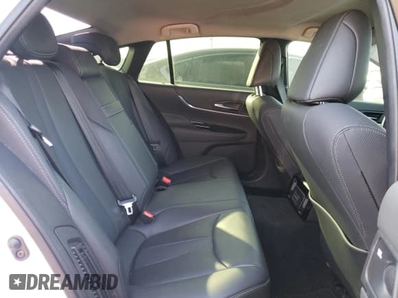 ✅ 2023 Toyota Mirai XLE • VIN: JTDAAAAA4PA008055 • Lot: 74391994. Wystawiony na Copart z przebiegiem 22 505 mil. Bezpłatny archiwum sprzedaży aukcyjnych z USA i szczegółowy raport historii pojazdu na DreamBid. Zdjęcie 10.